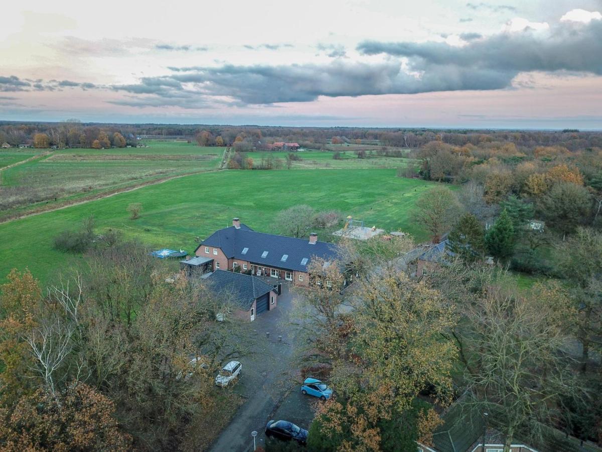 Lodge Slabroek Uden Exterior photo